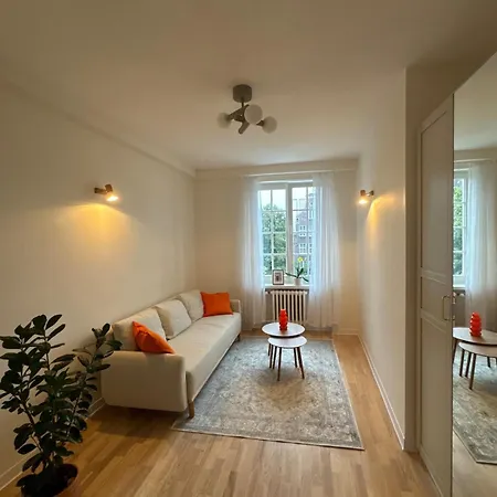 Cozy In The Heart Of The Old Town In Апартаменты