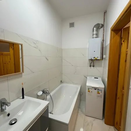 Апартаменты Cozy In The Heart Of The Old Town In *